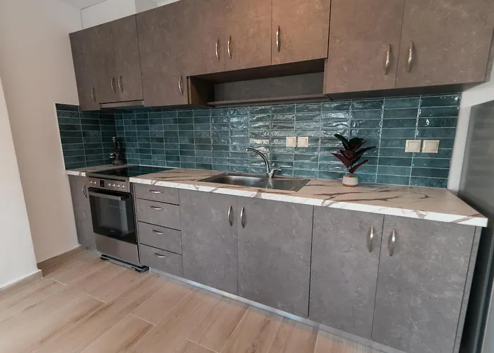 Laura By The Sea דירה *